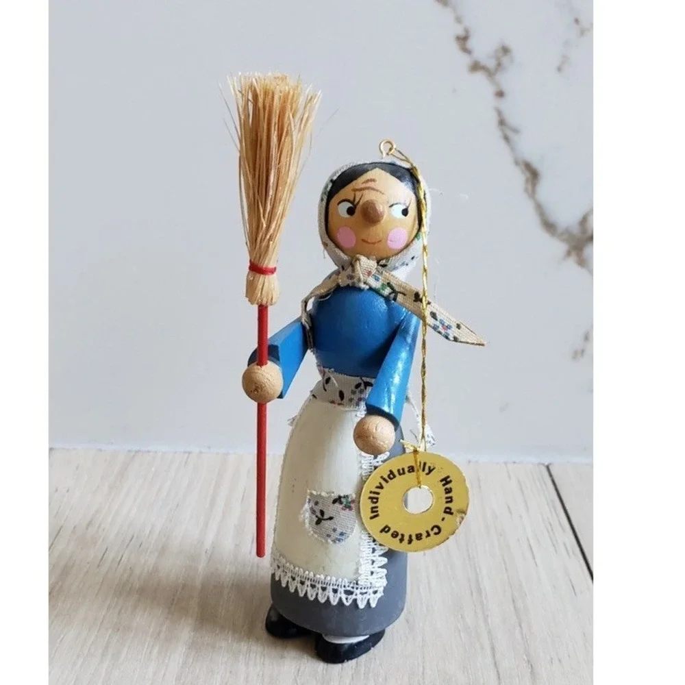 Vintage Folk Art Wooden Woman Figurine‎ Broom Cottagecore European Style 5in
